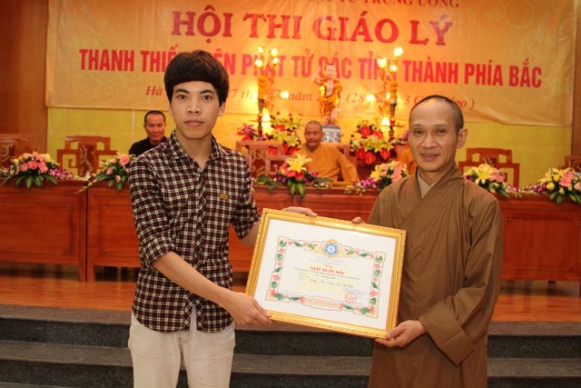 Tuổi 20 với niềm đam mê tìm hiểu Phật học ảnh 2